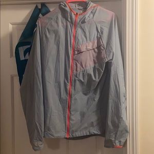 Nike lightweight wind breaker, never worn